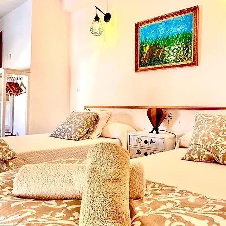 Casa Kumara, Vive La Experiencia בית נופש La Viluena